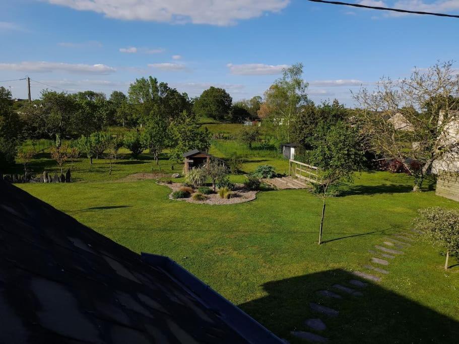 Angrie Chambre Dans Un Ecrin De Verdure المظهر الخارجي الصورة