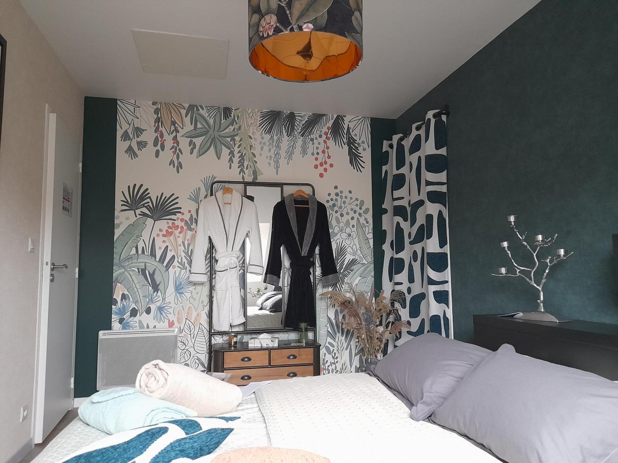 Angrie Chambre Dans Un Ecrin De Verdure المظهر الخارجي الصورة